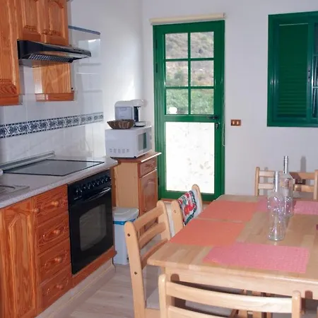 בית נופש Casa Catuja לוס ריאלחוס